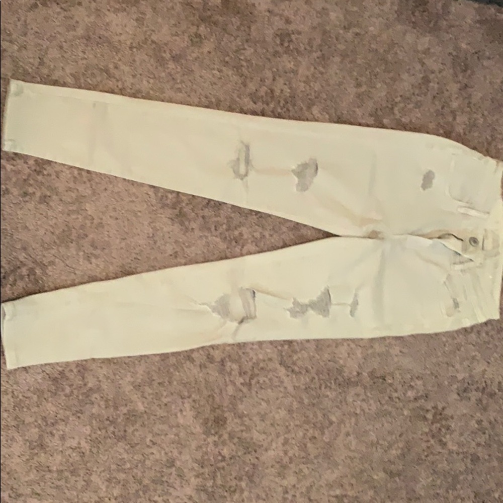 American Eagle Distressed skinny jeans